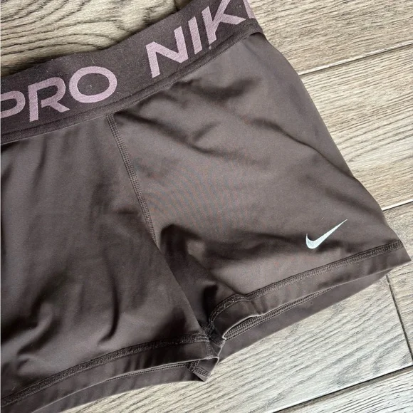 Nike Pro Women's Chocolate Brown High-Rise Bike Shorts XS - Picture 7 of 10
